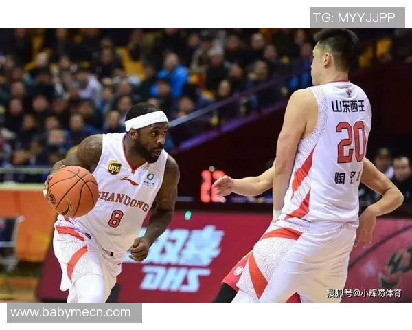 南京羽毛球队在邀请赛中以90分稳居积分榜首位展现强劲实力